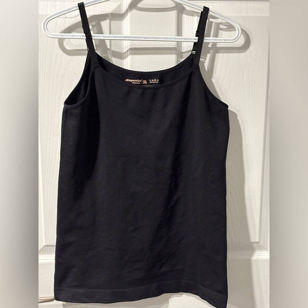 NWOT Shapermint Essentials All Day Every Day Scoop Neck Cami